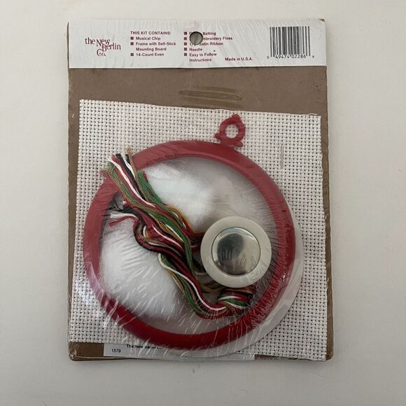 Vintage The New Berlin Co Musical Cross Stitch Kit Baby's 1st Christmas 2286 NEW - Picture 3 of 4